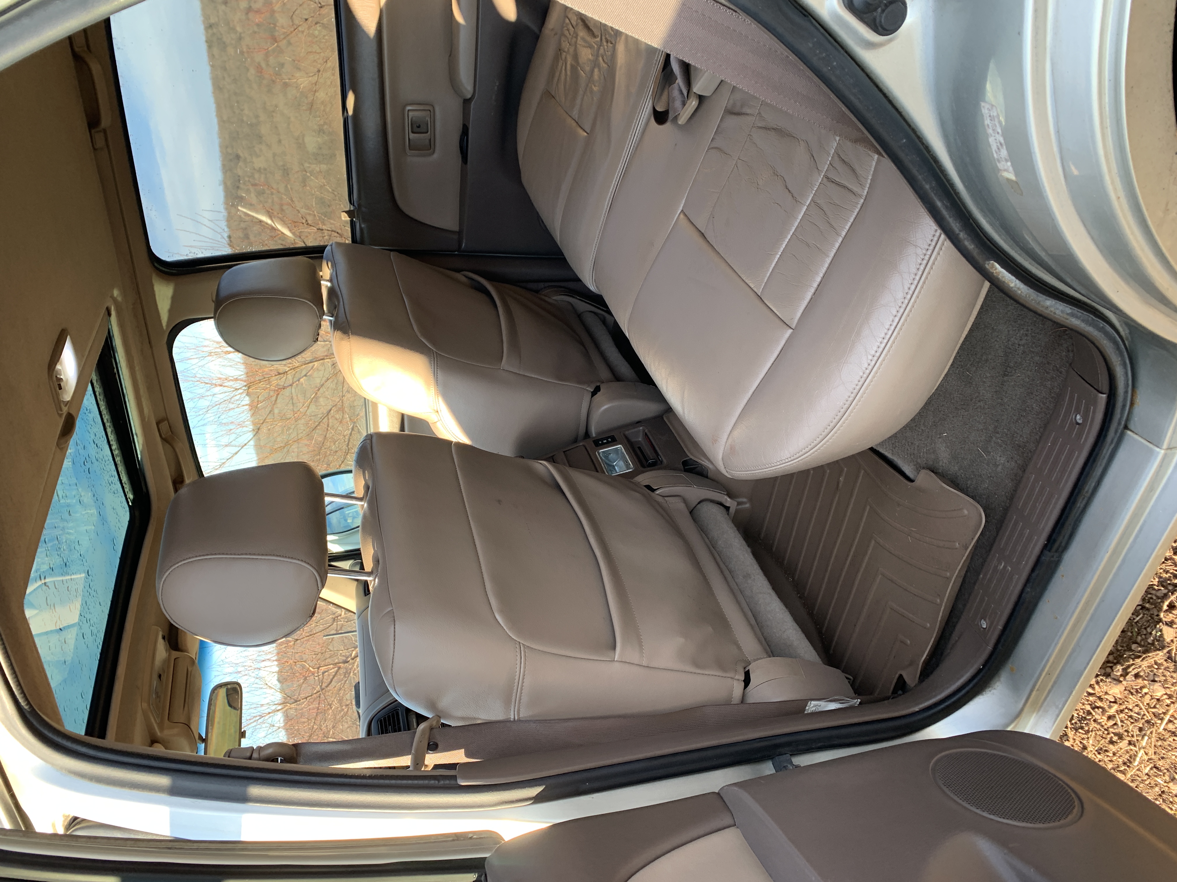 2002 Toyota 4Runner SR5 THIRD GENERATION - 3rd Gen 3.4L V6 4×4 - BEAUTIFUL - RUNS GREAT - HIGH MECHANICAL BASELINE - New Timing Belt, New Waterpump, New Head Gaskets, New Radiator, New Alternator, New Brakes, New Valve Cover Gaskets, New Wildpeak Tires, New Shocks, New Muffler / Exhaust, New HID Headlights, Frame is Clean and solid, Cleaned and Undercoated - MORE — photo 17